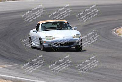 media/Jun-01-2025-CalClub SCCA (Sun) [[eae223c5dd]]/Group 1/Track Event 4/